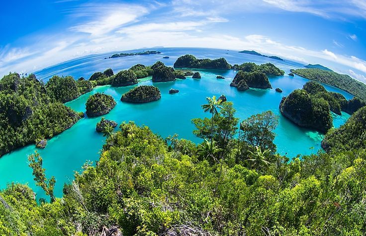 pulau terbesar di Indonesia